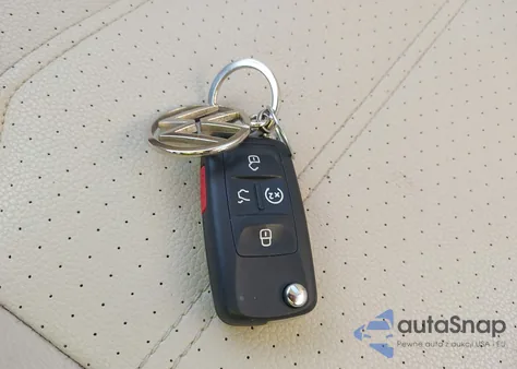 2017 Volkswagen Passat 1.8T Se from USA, damaged, VIN 1VWGT7A34HC022324